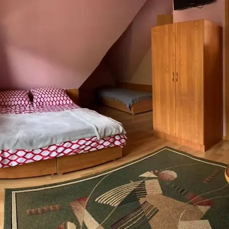 Pokoje Goscinne Przy Wyciagu Harenda