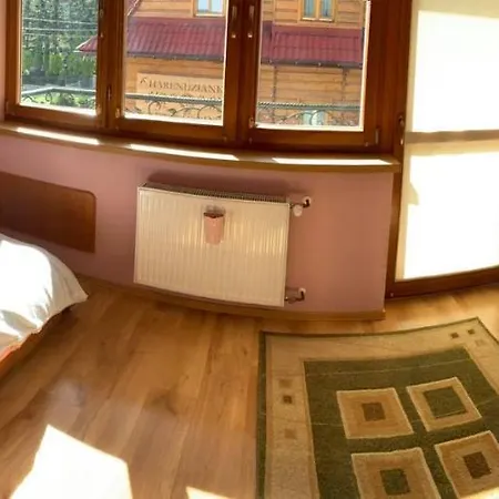 Homestay Pokoje Goscinne Przy Wyciagu Harenda *